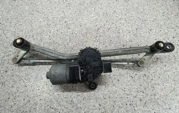 Alfa Romeo 159 Front wiper linkage