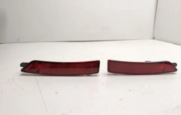 Ford Mustang VII Rear tail light reflector PR3Z15A201E 01808479 230826C