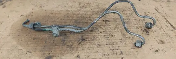 Fuel injector supply line/pipe