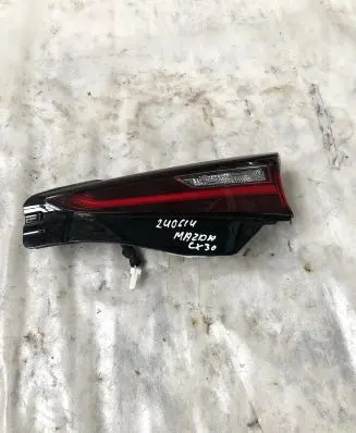 Mazda CX-30 Tailgate rear/tail lights Dfr5513f0