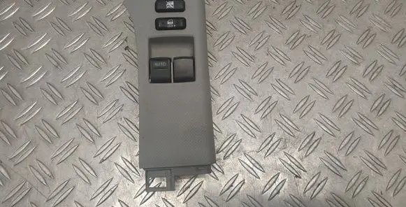 Toyota Yaris Electric window control switch 742320D110
