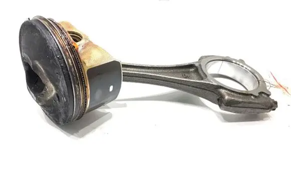 Mazda 6 Piston with connecting rod 089233