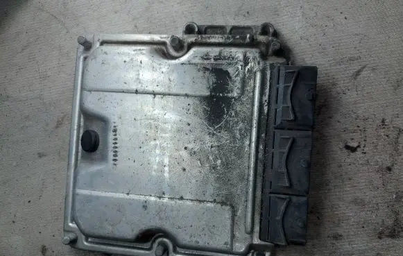Renault Espace - Grand espace IV Engine control unit/module 7700114854 0281001999 7700104407