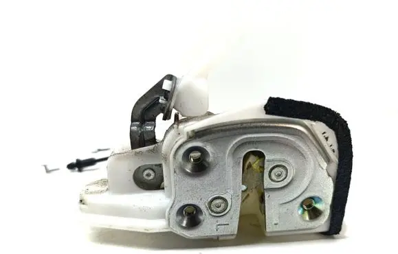 Mazda CX-3 Front door lock