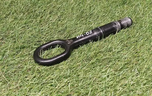 Towing hook eye