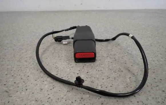 Mitsubishi ASX Rear seatbelt 