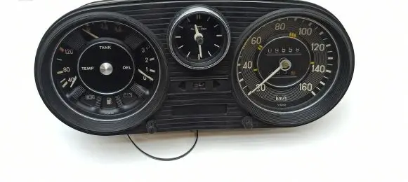 Mercedes-Benz COMPAKT W115 Speedometer (instrument cluster) 1274