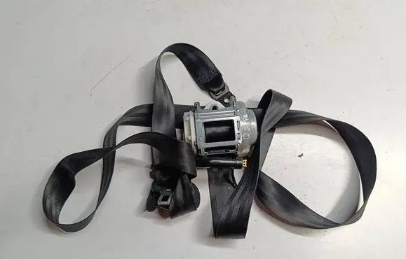Audi Q2 - Front seatbelt 81A857705 34213001C WY010