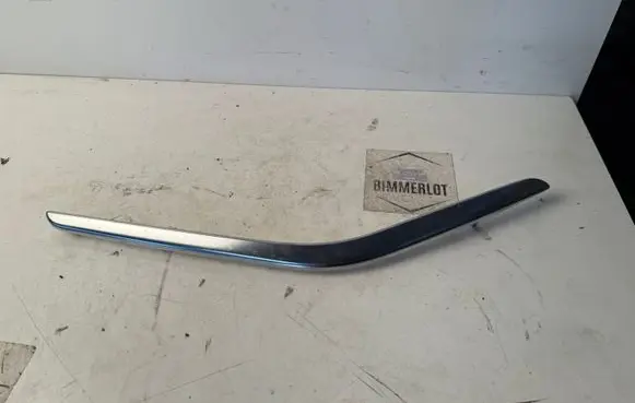 Mercedes-Benz A W176 Other front door trim element A1767200922