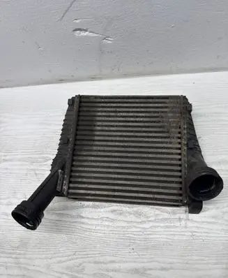 Audi Q7 4L Intercooler radiator 7L6145804 E3705003