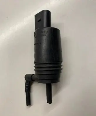 BMW X1 E84 Headlight washer pump 23557610 8377612