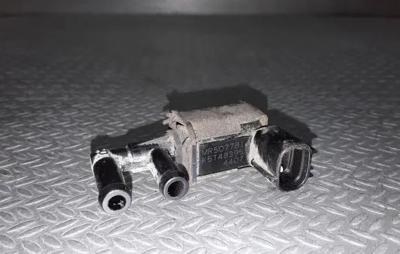 Mitsubishi Colt Turbo solenoid valve MR507781