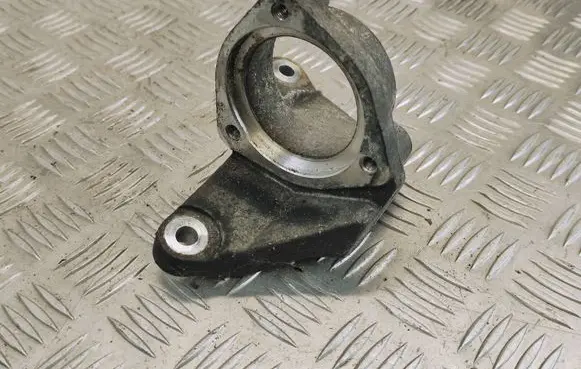 Opel Zafira C Driveshaft support bearing bracket 13219137