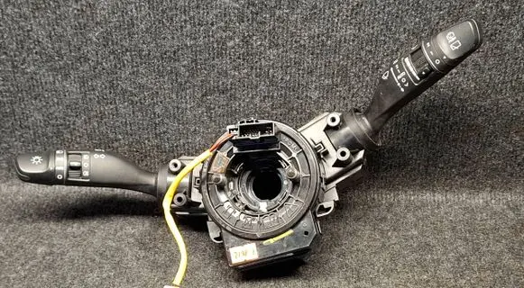Hyundai Tucson TL Wiper turn signal indicator stalk/switch 93403D7960 3D13AR1000