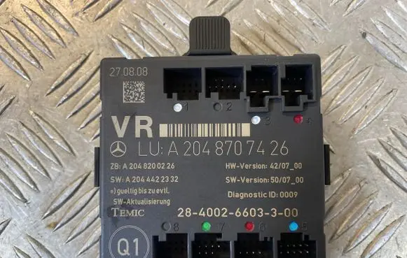 Mercedes-Benz C W204 Door control unit/module A2048200226 A2048707426 A2044422332