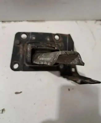 Peugeot 207 Engine mount bracket 9680293280