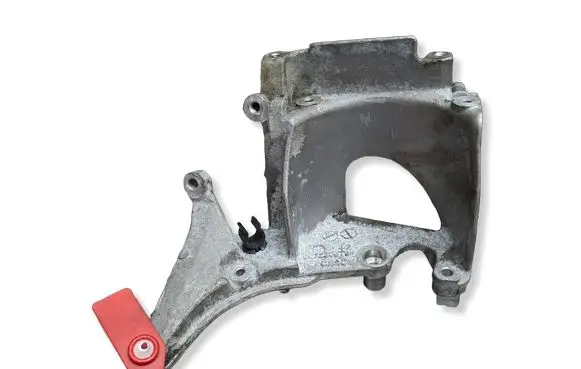 Citroen C4 II Picasso Fuel filter bracket/mount holder S27635973 9672309780