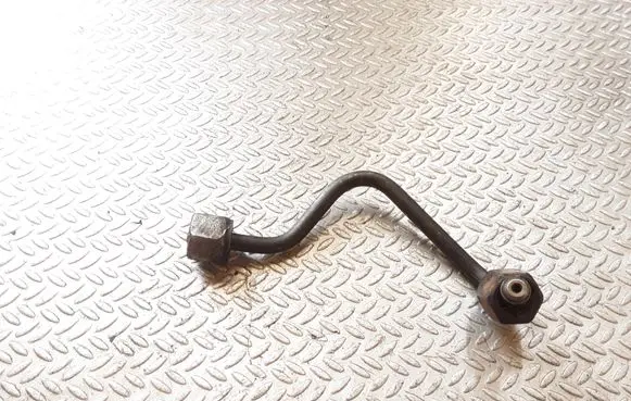 Fuel injector supply line/pipe