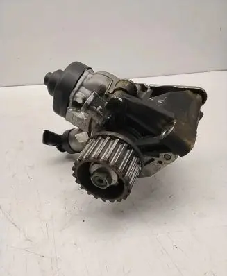 Renault Clio IV Fuel injection high pressure pump 167007358R 0445010704 04181419