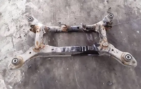Volvo V70 Rear subframe 