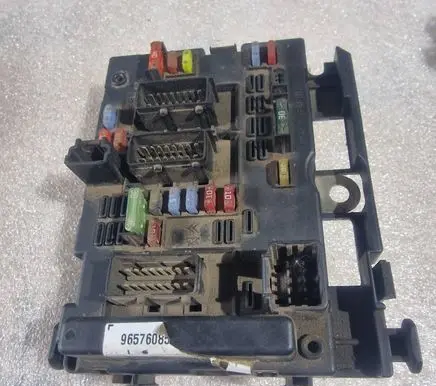 Peugeot 807 BSM Control unit 9657608580 BSMB5 53874043