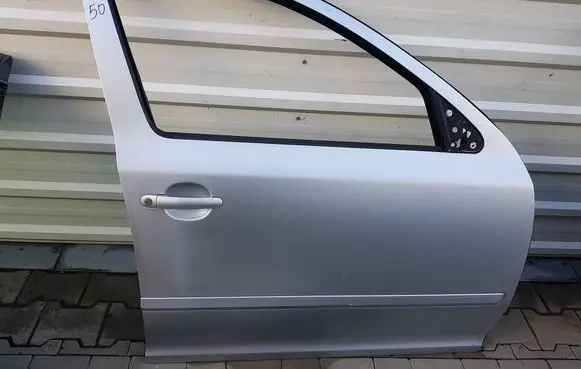 Skoda Octavia Mk2 (1Z) Front door 