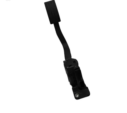 Accelerator throttle pedal