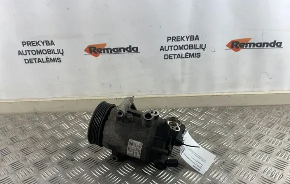 Volkswagen PASSAT B8 Air conditioning (A/C) compressor (pump) 5Q0820803D