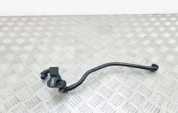 Audi Q5 SQ5 8R Vacuum line/pipe/hose 8R1611931L 0261230081 036906051G