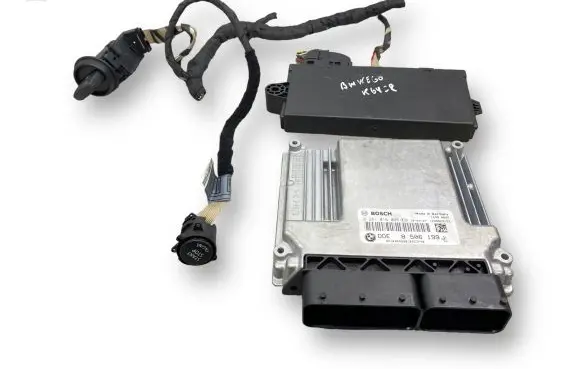 Engine ECU kit and lock set