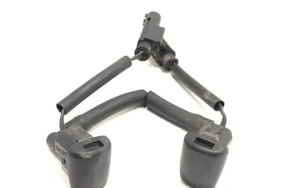 BMW 5 E60 E61 Windshield washer spray nozzle 7132969