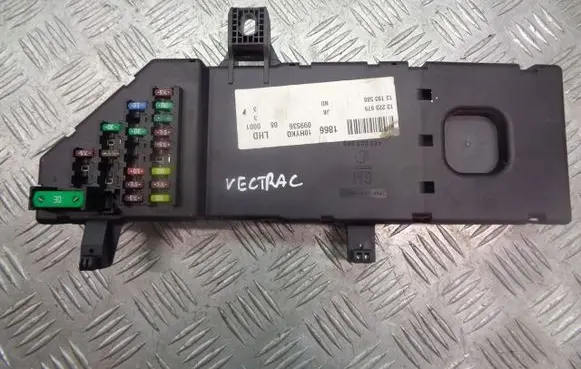 Opel Vectra C High voltage junction box 13223679