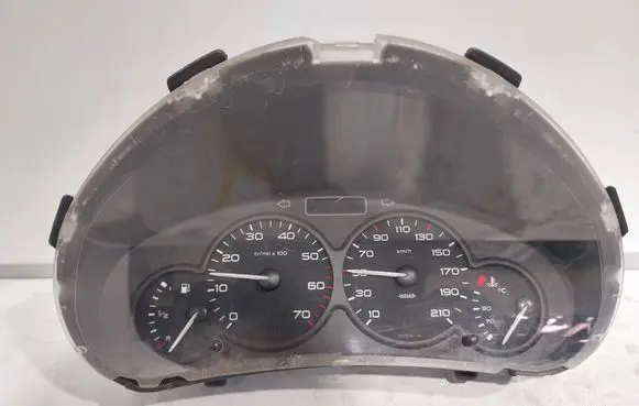 Citroen Berlingo Speedometer (instrument cluster) 9662745180 DF0A0X37