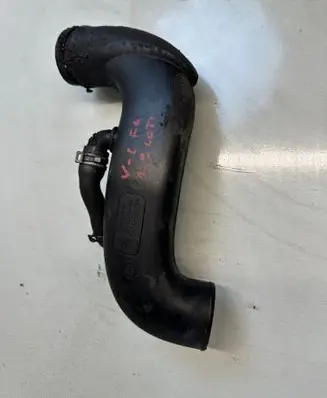 Opel Vectra C Intercooler hose/pipe 55558950
