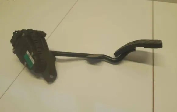 Audi A4 S4 B7 8E 8H Accelerator throttle pedal 8E2721523F