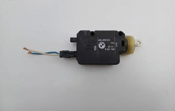 BMW 3 E36 Central locking motor 8361140 67.11-8361140