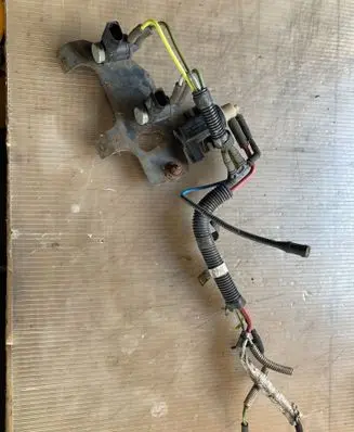 Volkswagen Tiguan Turbo solenoid valve 1K0906627A 08T099 70086800