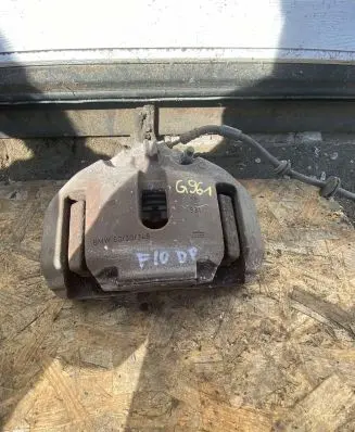 BMW 5 F10 F11 Front brake caliper 931 G961