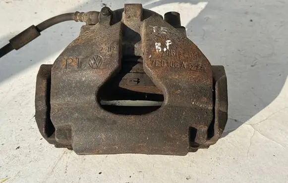 Volkswagen Transporter - Caravelle T6 Front brake caliper 7E0106A