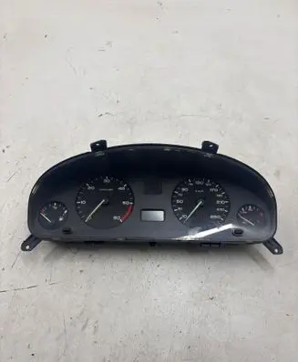 Peugeot 406 Speedometer (instrument cluster) 81115607