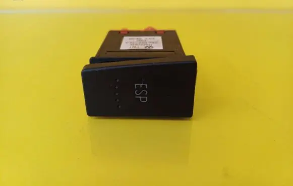 ESP (stability program) switch