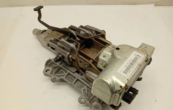 Volkswagen Touareg I Steering wheel axle 4E0905852E 130207 H19S0040