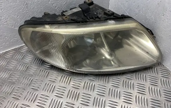 Chrysler Grand Voyager IV Headlight/headlamp 5875200000 04857710AB