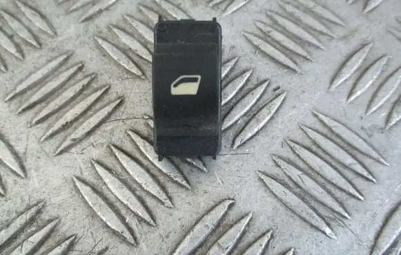 Peugeot 5008 Electric window control switch