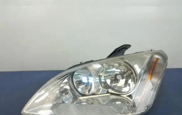 Ford Focus C-MAX Headlight/headlamp