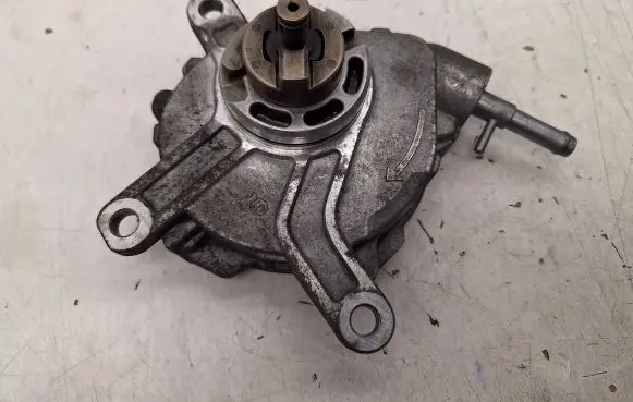 Toyota Verso Vacuum pump 293000W030