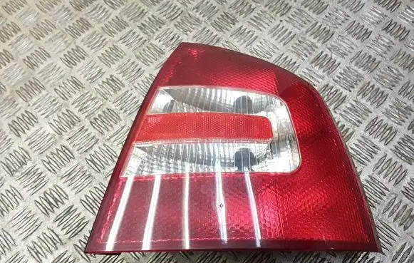 Rear/tail lights