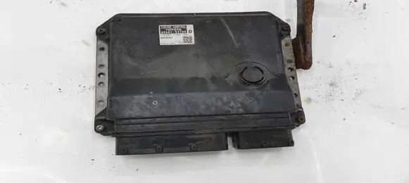 Lexus IS 220D-250-350 Engine control unit/module 8966153700 1758007704