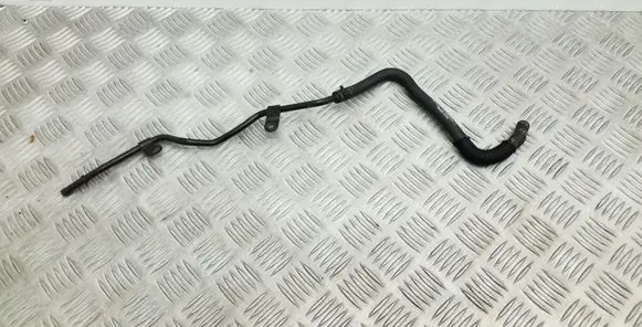 Volkswagen PASSAT B7 Engine coolant pipe/hose 5K0121070C 5K0121064A