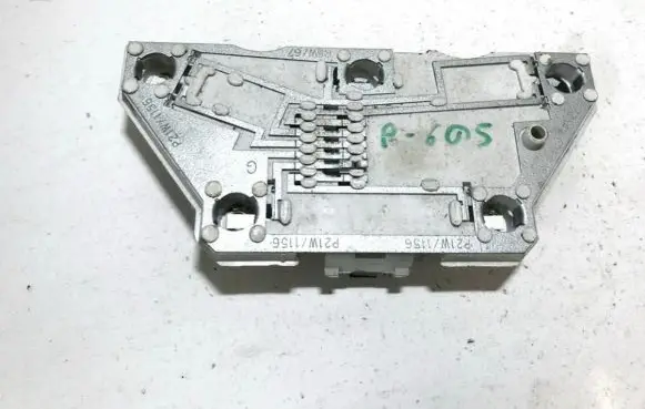 Peugeot 605 Tail light bulb cover holder